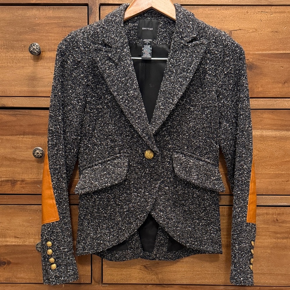 SMYTHE One Button Blazer w/ Rectangle Elbow Patch, size 4